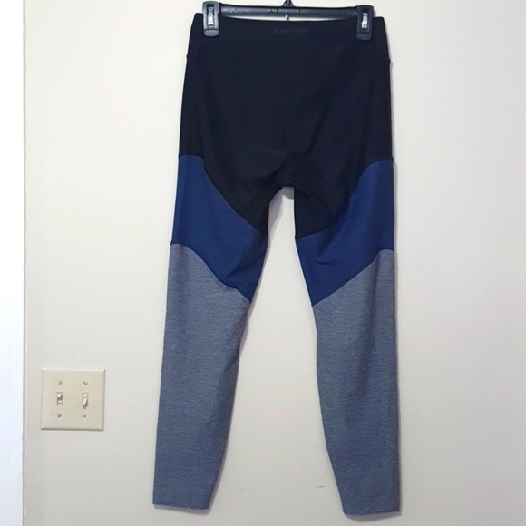 NWT Outdoor Voices Spring 7/8 Leggings - Picture 7 of 7
